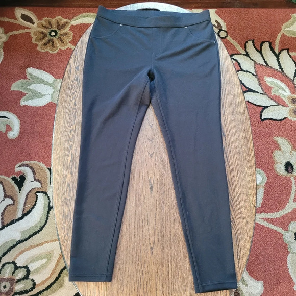 Hue Skinny Fit Sleek Ponte Black Leggings Size Women's XL - Picture 2 of 11